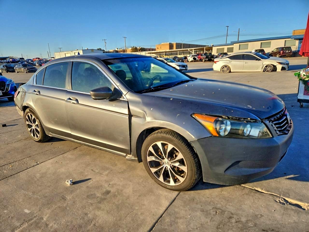 2010 HONDA ACCORD LX photo 7
