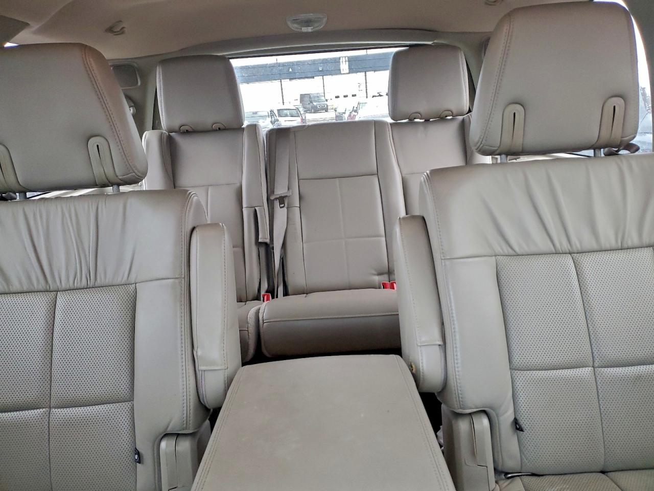 2013 LINCOLN NAVIGATOR photo 10