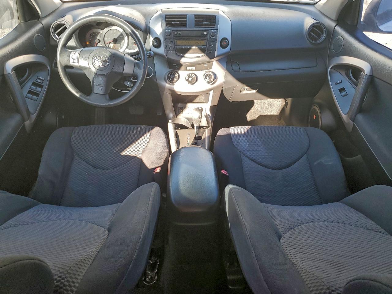 2006 TOYOTA RAV4 SPORT photo 8