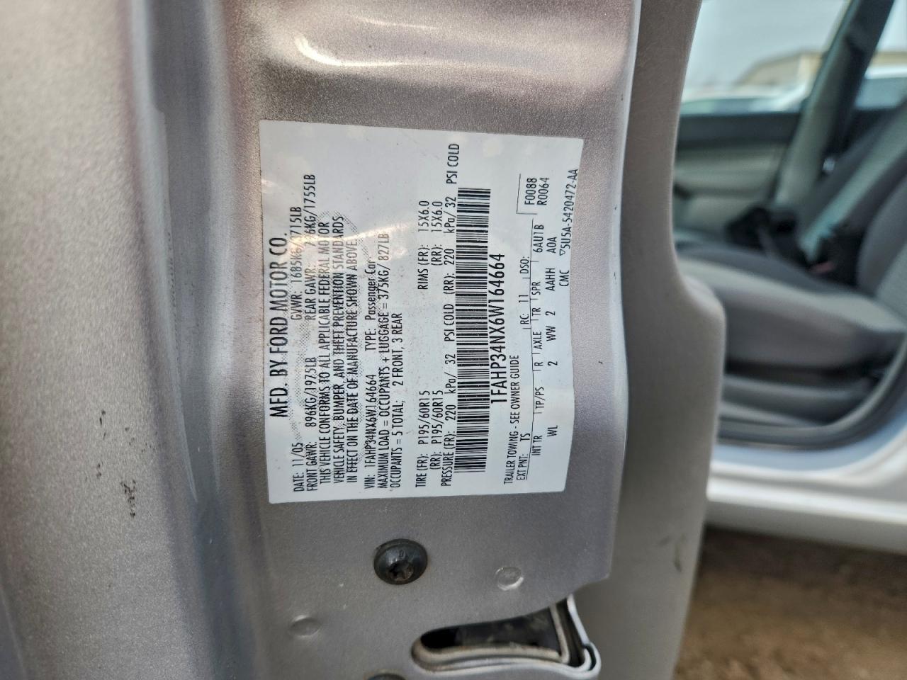 2006 FORD FOCUS ZX4 photo 23