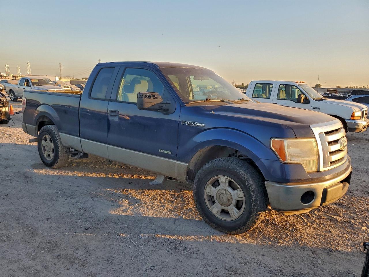2011 FORD F150 SUPER CAB photo 4
