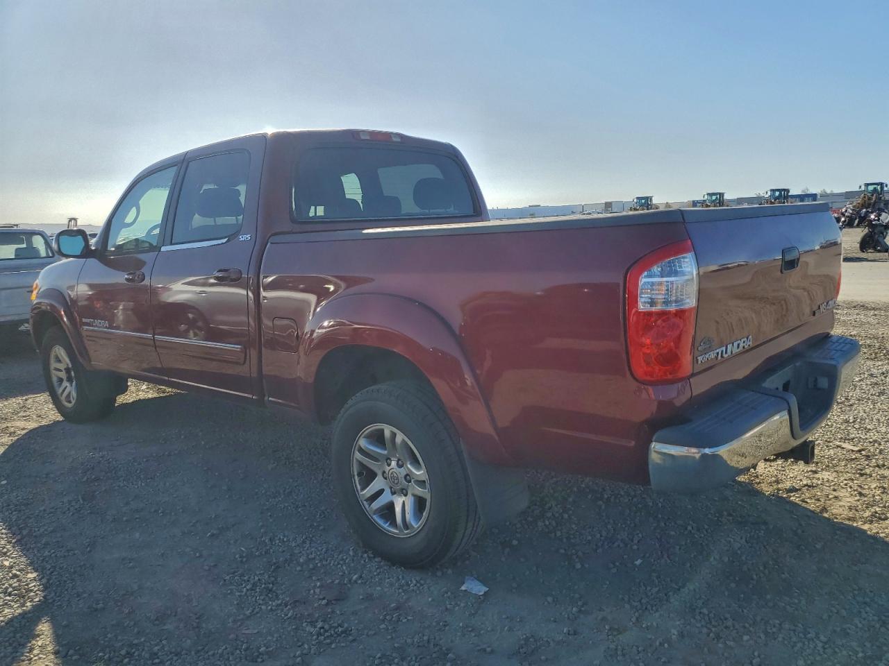 2004 TOYOTA TUNDRA DOUBLE CAB SR5 photo 2