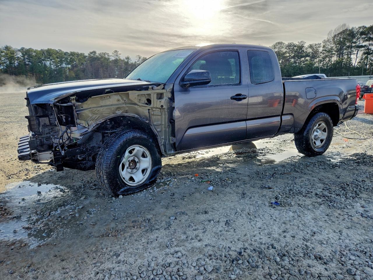 2017 TOYOTA TACOMA