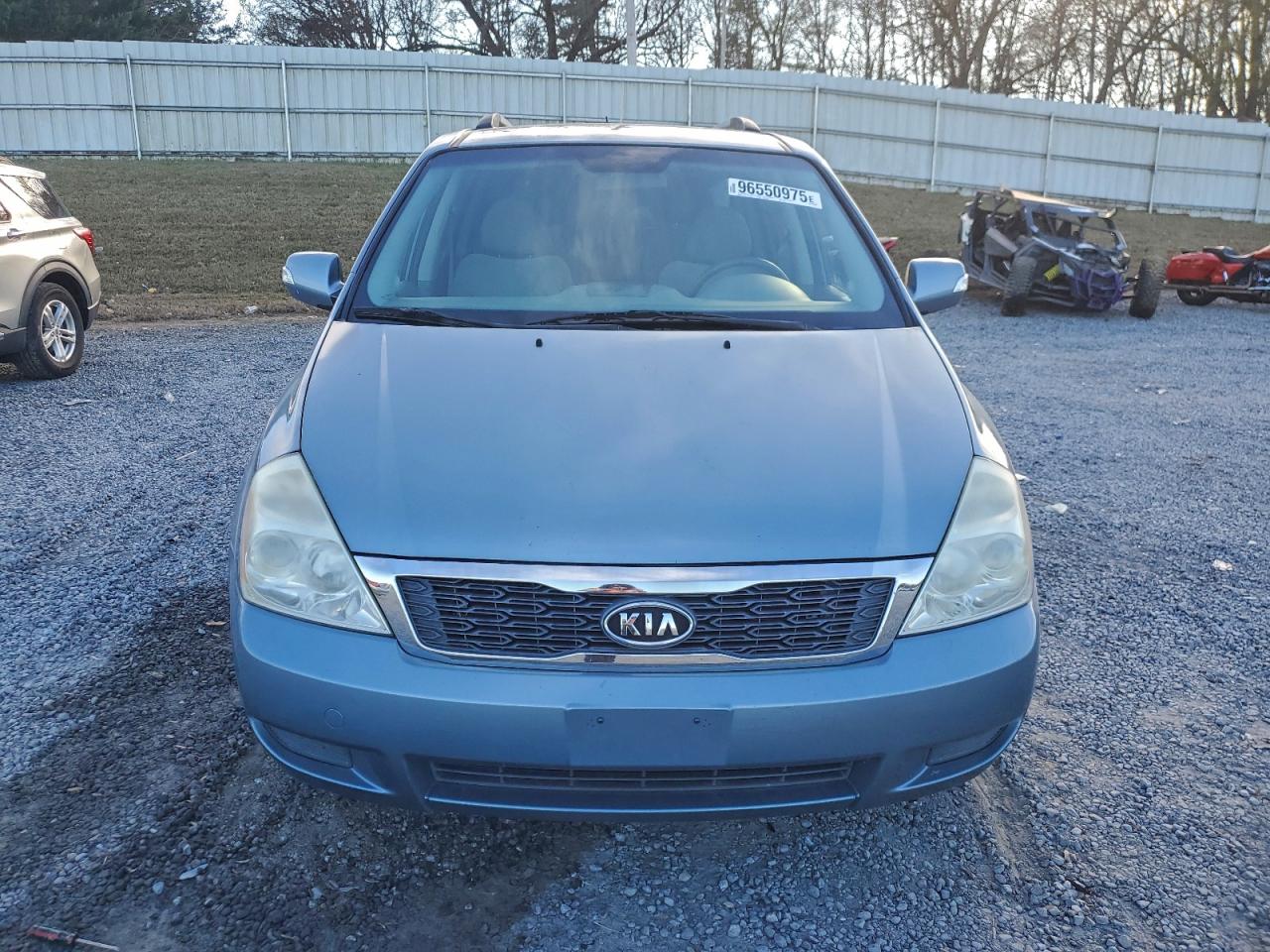2012 KIA SEDONA LX photo 5