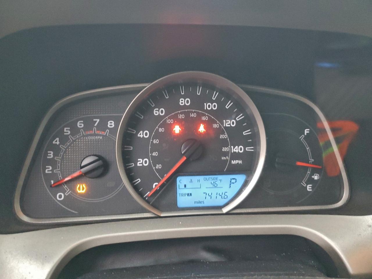 2013 TOYOTA RAV4 LE photo 9