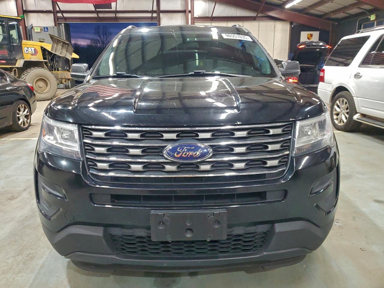 2017 FORD EXPLORER photo 5