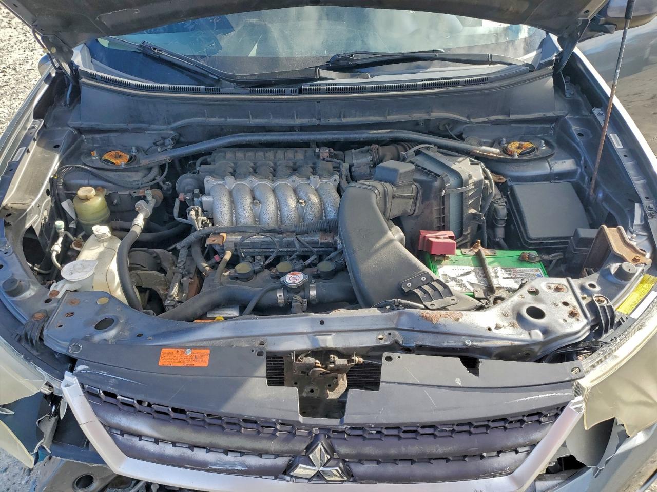 2007 MITSUBISHI OUTLANDER LS photo 12