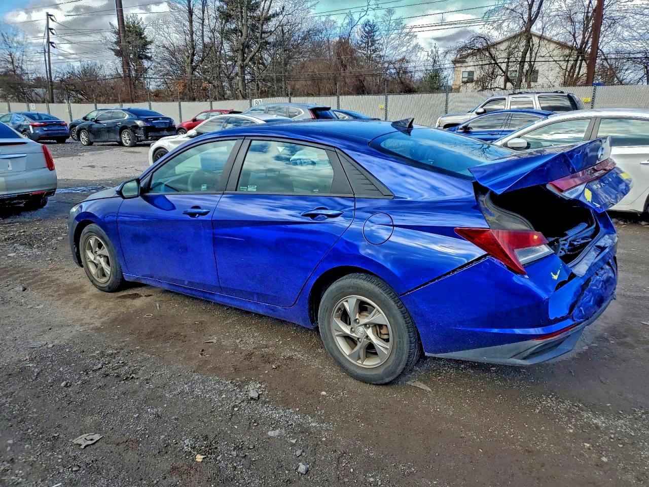 2021 HYUNDAI ELANTRA SE photo 2
