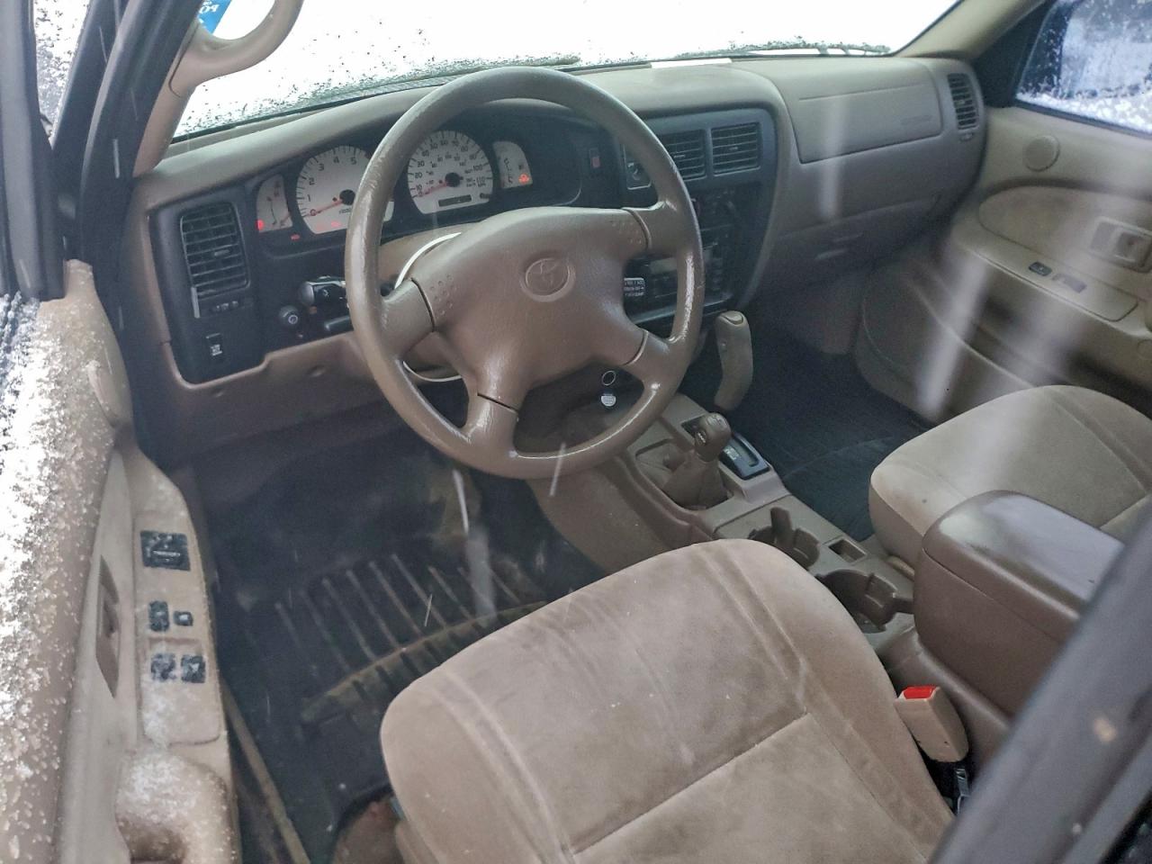 2002 TOYOTA TACOMA XTRACAB photo 8