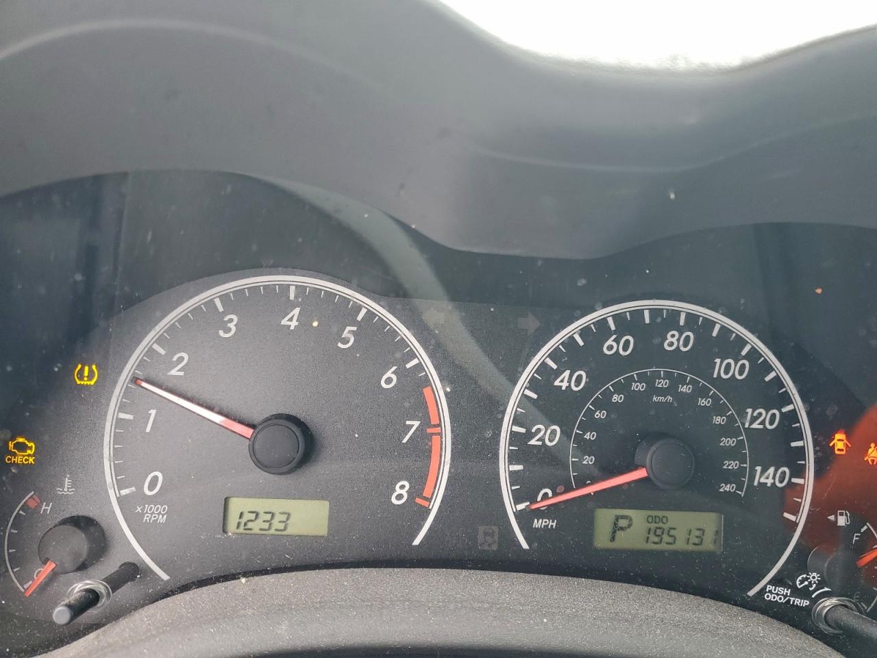 2009 TOYOTA COROLLA BASE photo 9