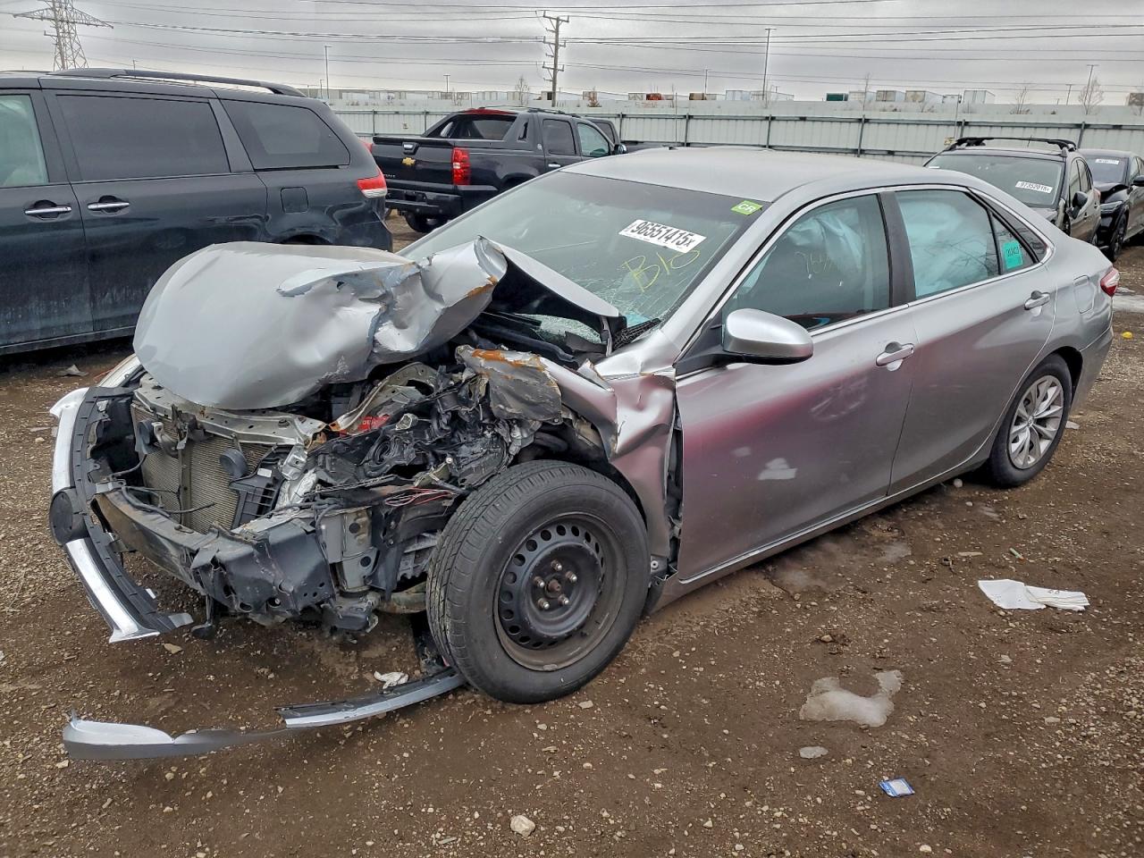 2015 TOYOTA CAMRY