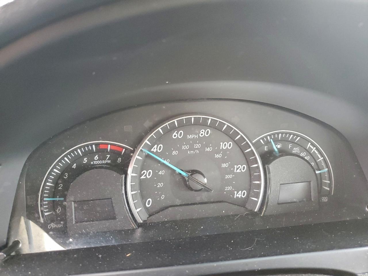 2015 TOYOTA CAMRY LE photo 9