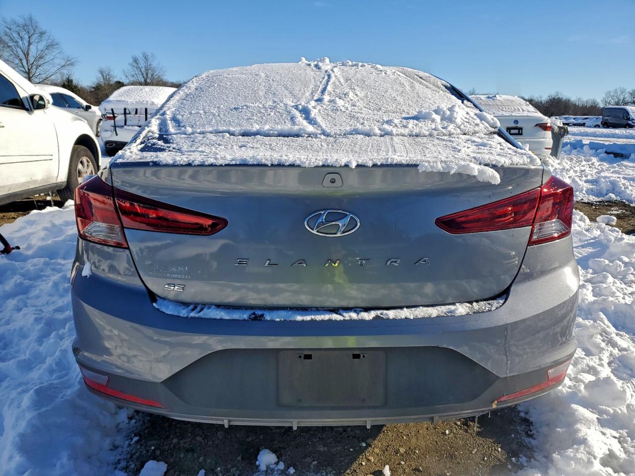 2019 HYUNDAI ELANTRA SE photo 6