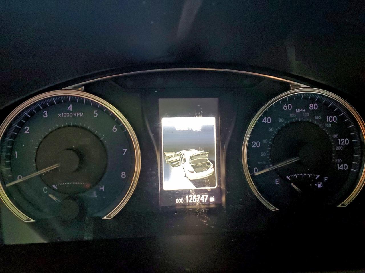 2017 TOYOTA CAMRY LE photo 9