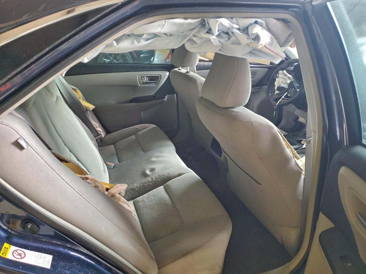 2017 TOYOTA CAMRY LE photo 10