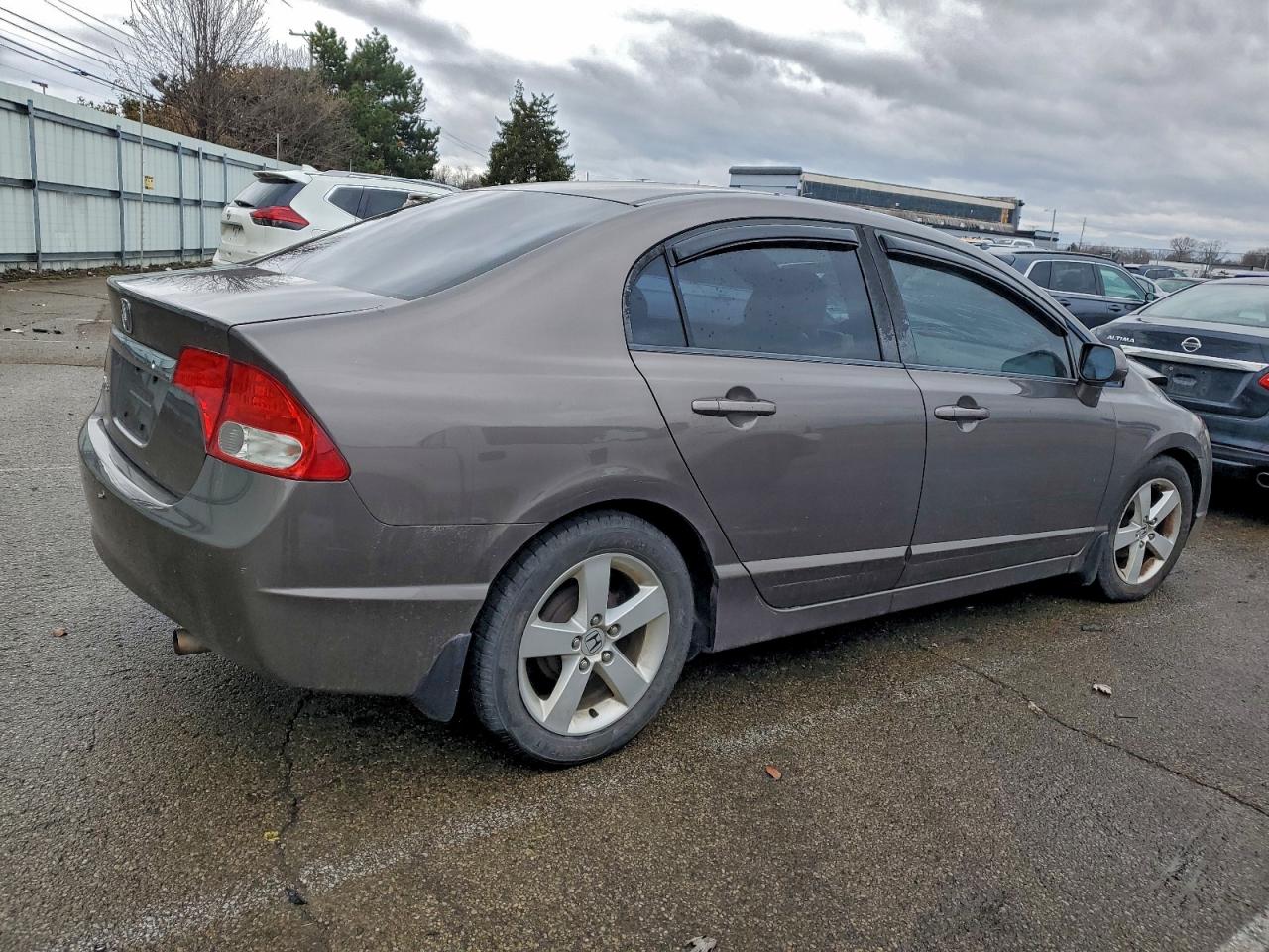 2011 HONDA CIVIC LX photo 3