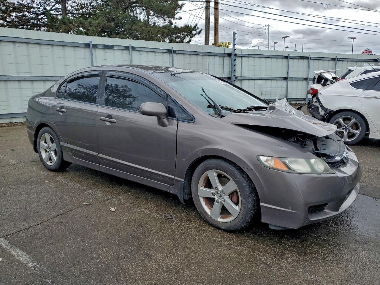 2011 HONDA CIVIC LX photo 4