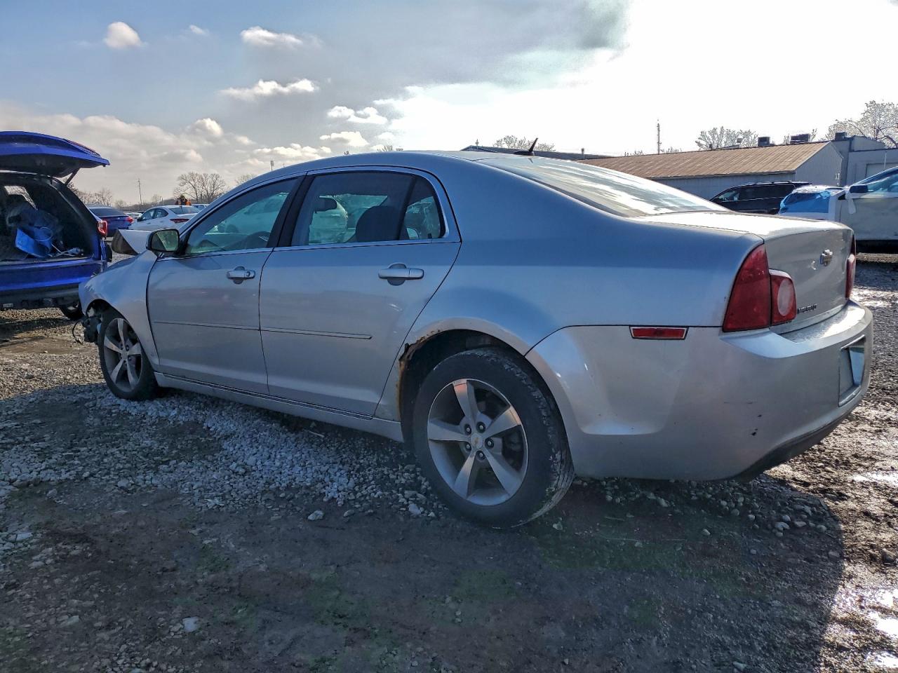 2011 CHEVROLET MALIBU 1LT photo 2