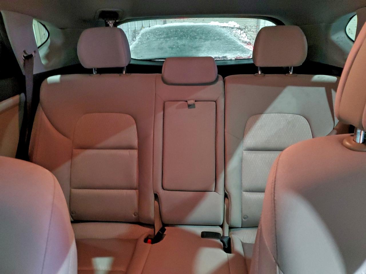 2018 HYUNDAI TUCSON SE photo 10