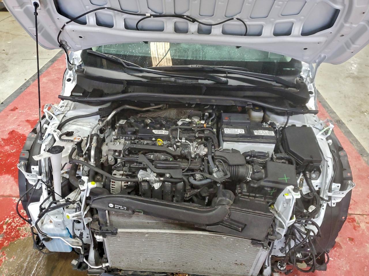 2024 TOYOTA COROLLA CROSS XLE photo 12