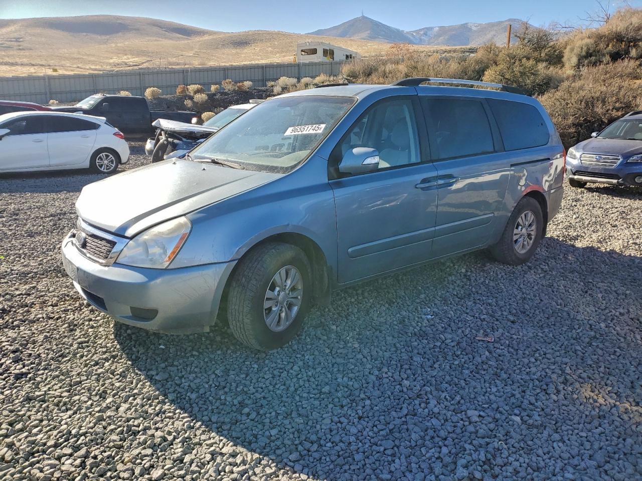 2012 KIA SEDONA