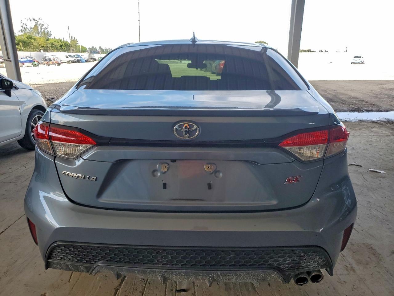 2021 TOYOTA COROLLA SE photo 6