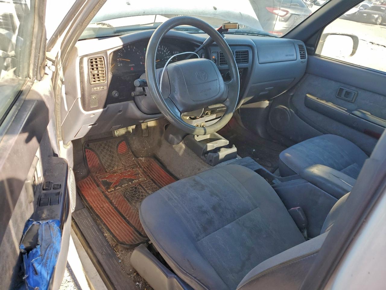 2000 TOYOTA TACOMA XTRACAB photo 8