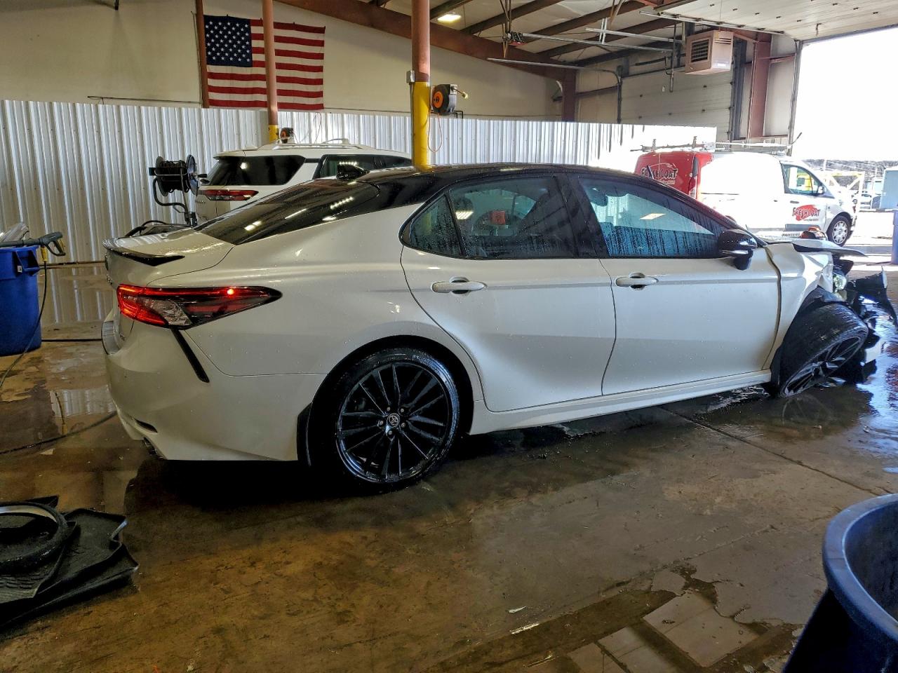 2021 TOYOTA CAMRY TRD photo 3