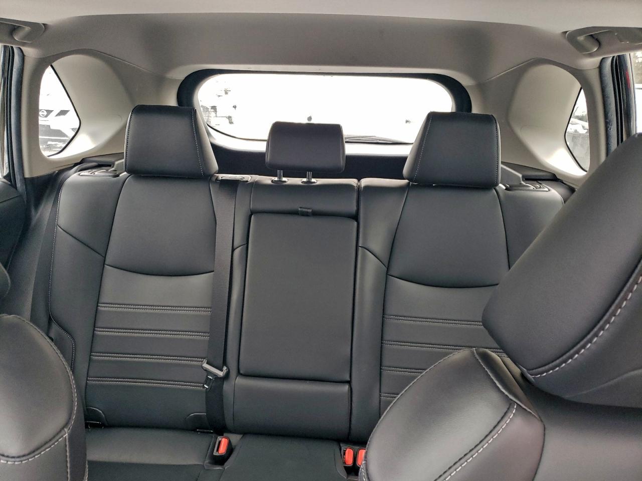 2021 TOYOTA RAV4 XLE PREMIUM photo 19