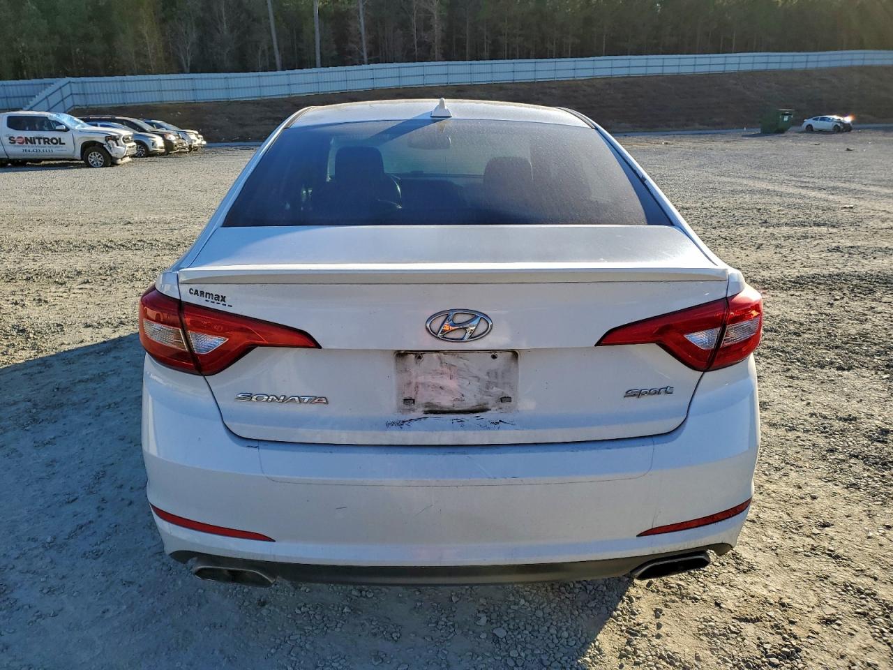 2015 HYUNDAI SONATA SPORT photo 11