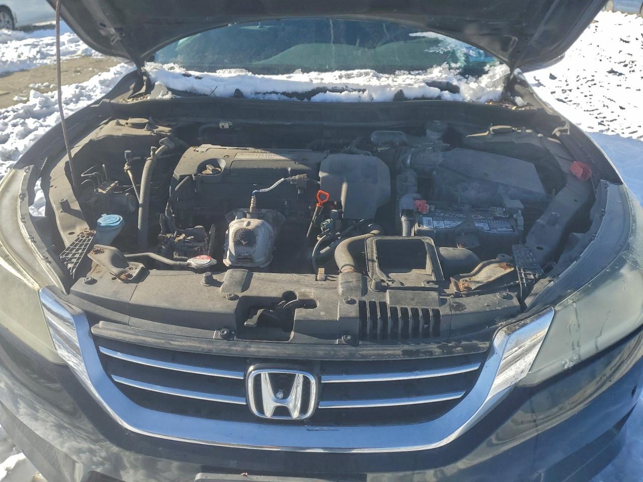 2013 HONDA ACCORD LX photo 11