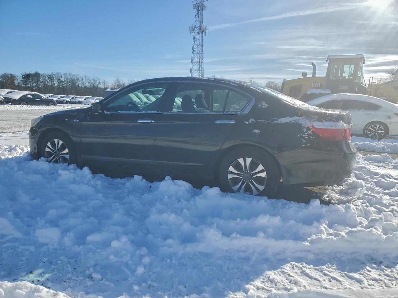 2013 HONDA ACCORD LX photo 2