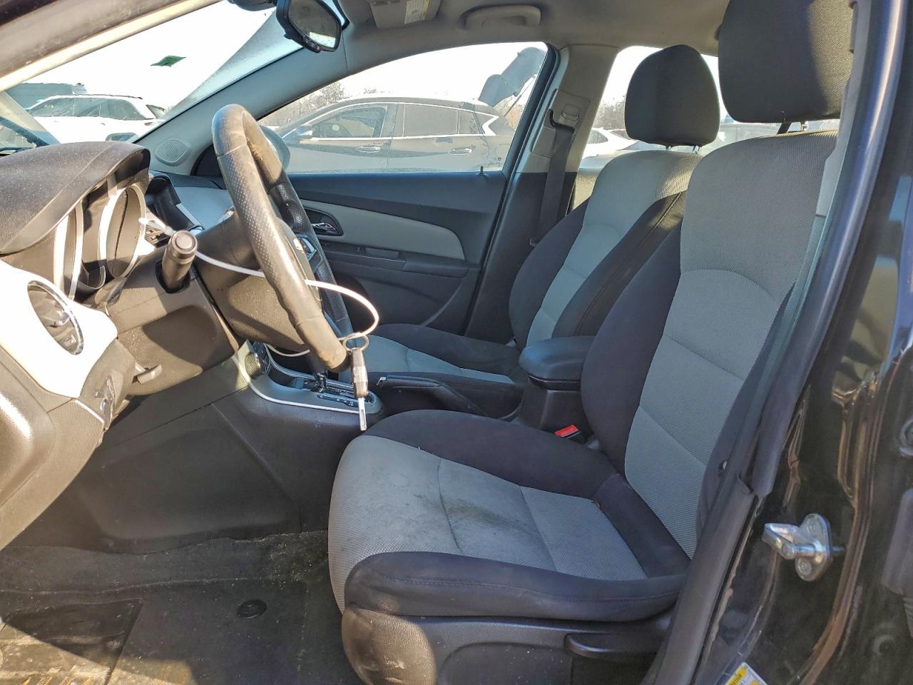 2015 CHEVROLET CRUZE LS photo 7