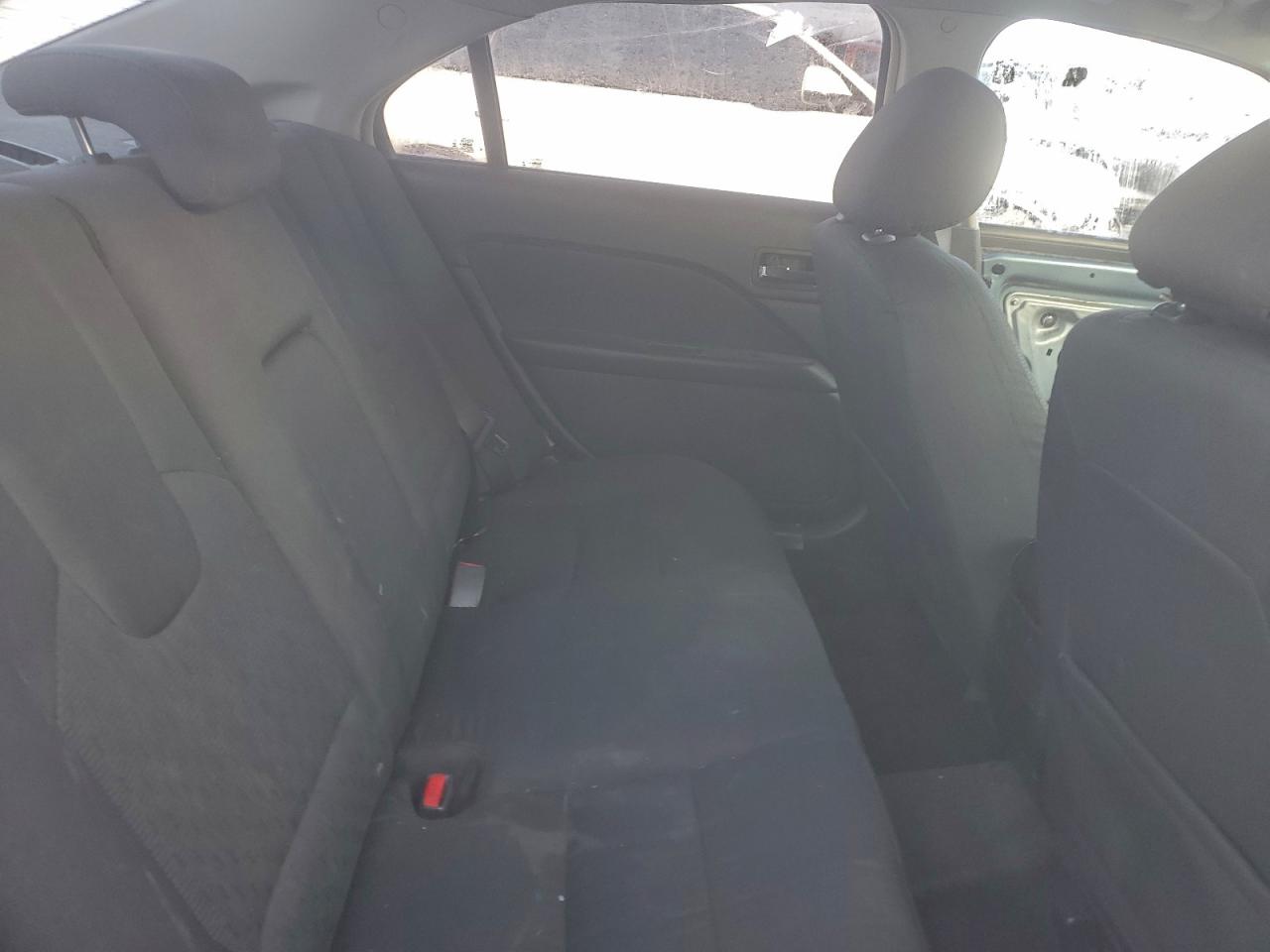 2011 FORD FUSION SE photo 19