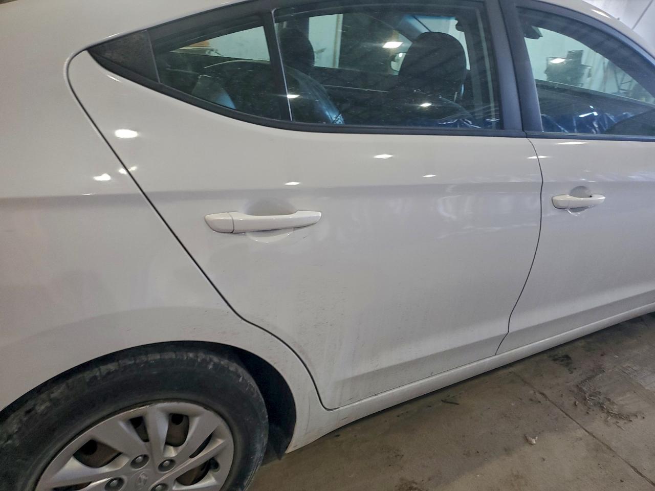2020 HYUNDAI ELANTRA SE photo 19