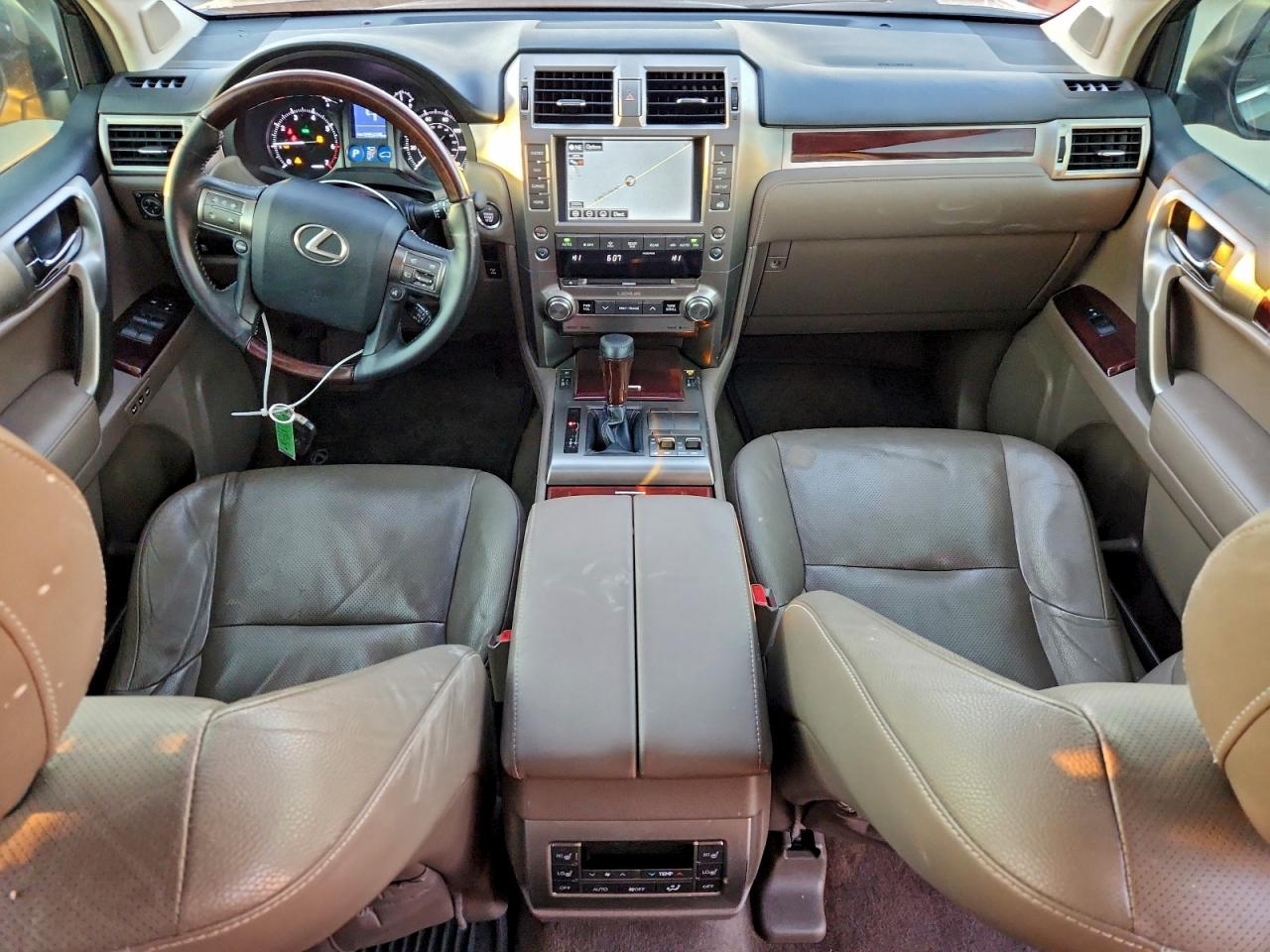 2015 LEXUS GX 460 photo 8