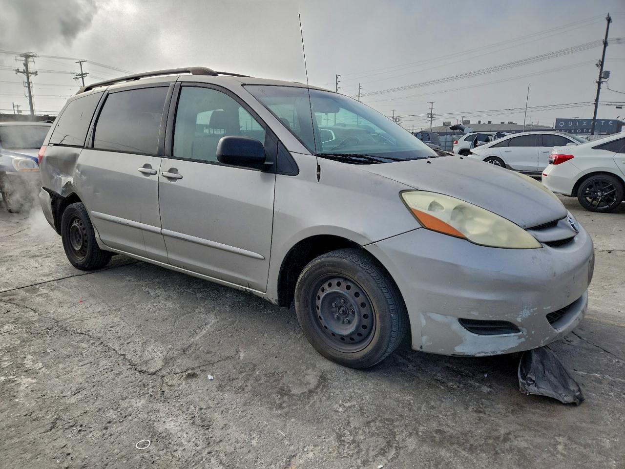 2006 TOYOTA SIENNA CE photo 4