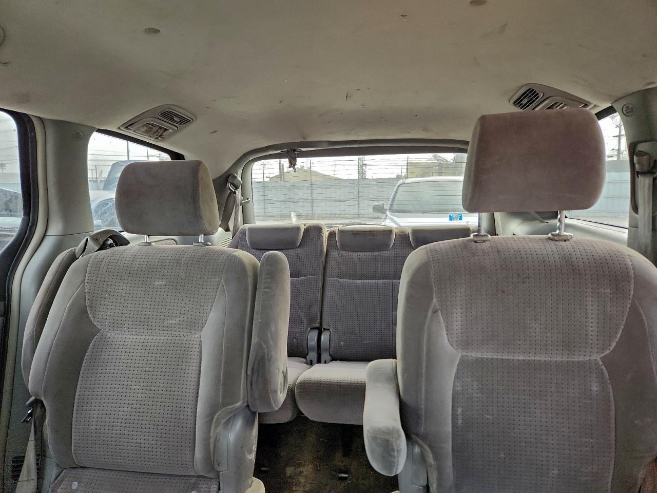 2006 TOYOTA SIENNA CE photo 10