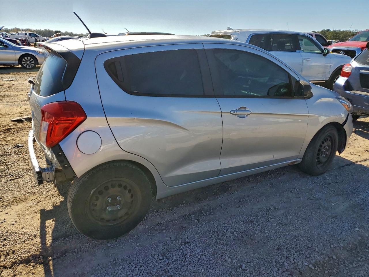 2019 CHEVROLET SPARK LS photo 3
