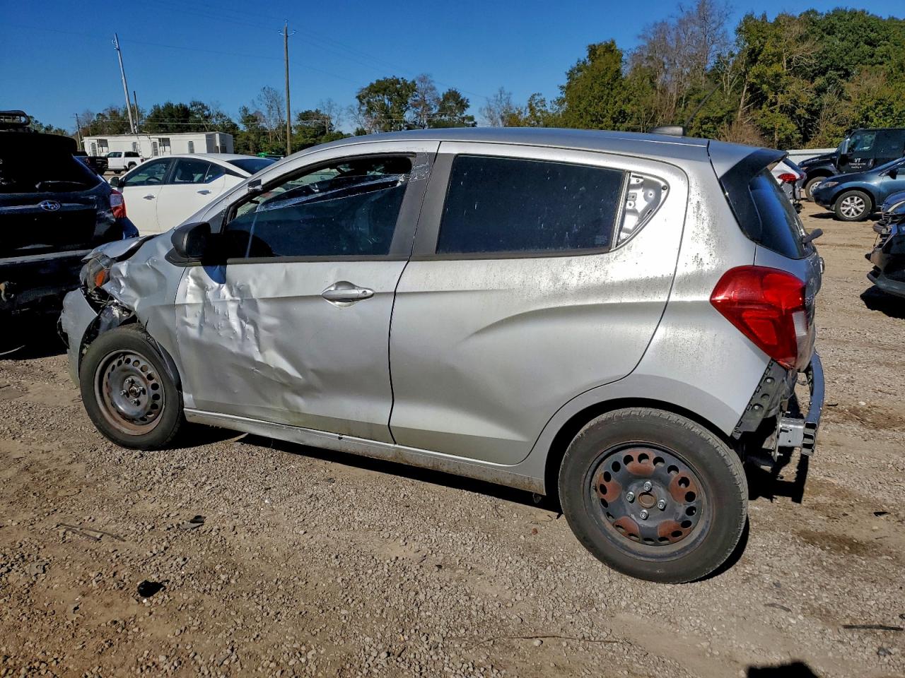 2019 CHEVROLET SPARK LS photo 2