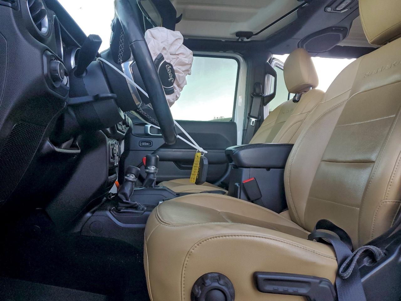 2018 JEEP WRANGLER UNLIMITED SAHARA photo 7