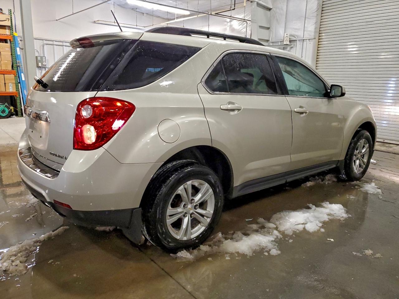 2015 CHEVROLET EQUINOX LT photo 5