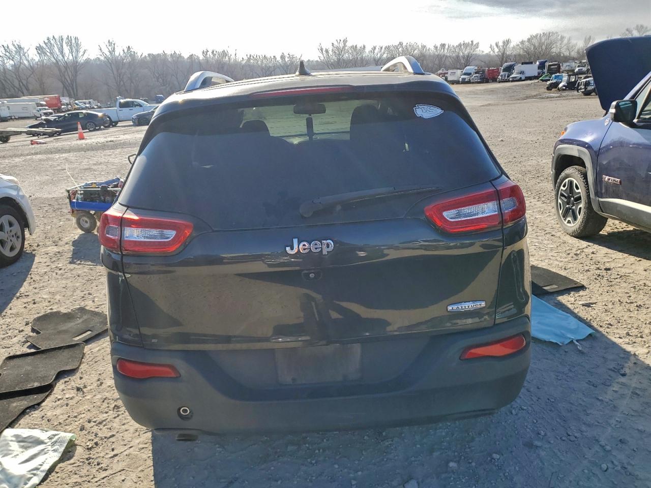 2015 JEEP CHEROKEE LATITUDE photo 6