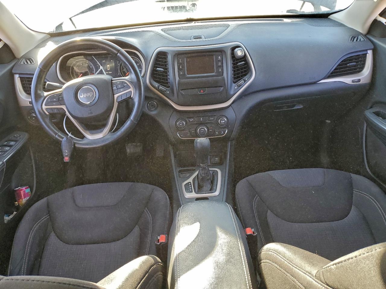 2015 JEEP CHEROKEE LATITUDE photo 8