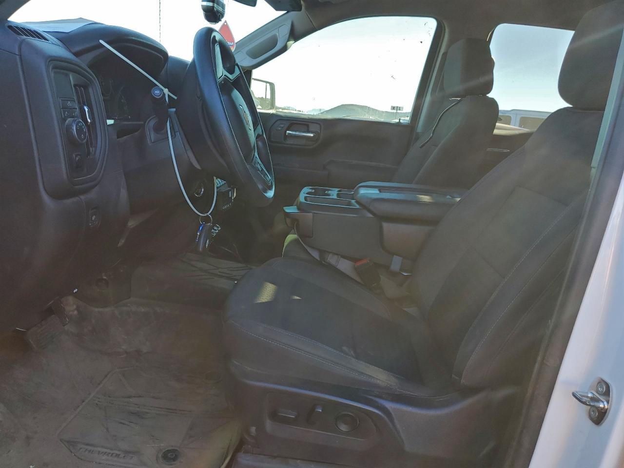 2024 CHEVROLET SILVERADO C1500 CUSTOM photo 7