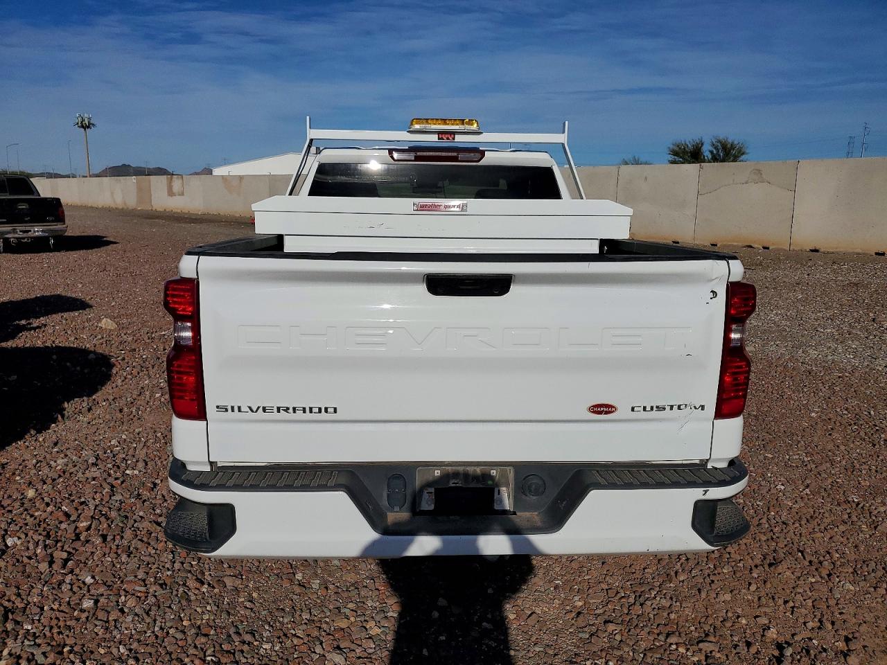 2024 CHEVROLET SILVERADO C1500 CUSTOM photo 6