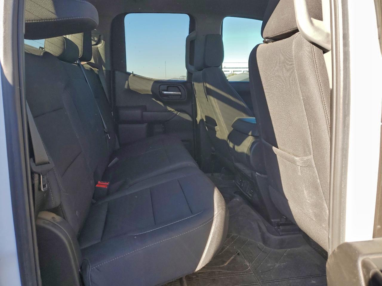 2024 CHEVROLET SILVERADO C1500 CUSTOM photo 10