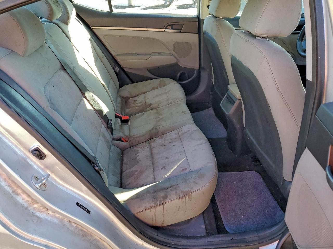 2017 HYUNDAI ELANTRA SE photo 10