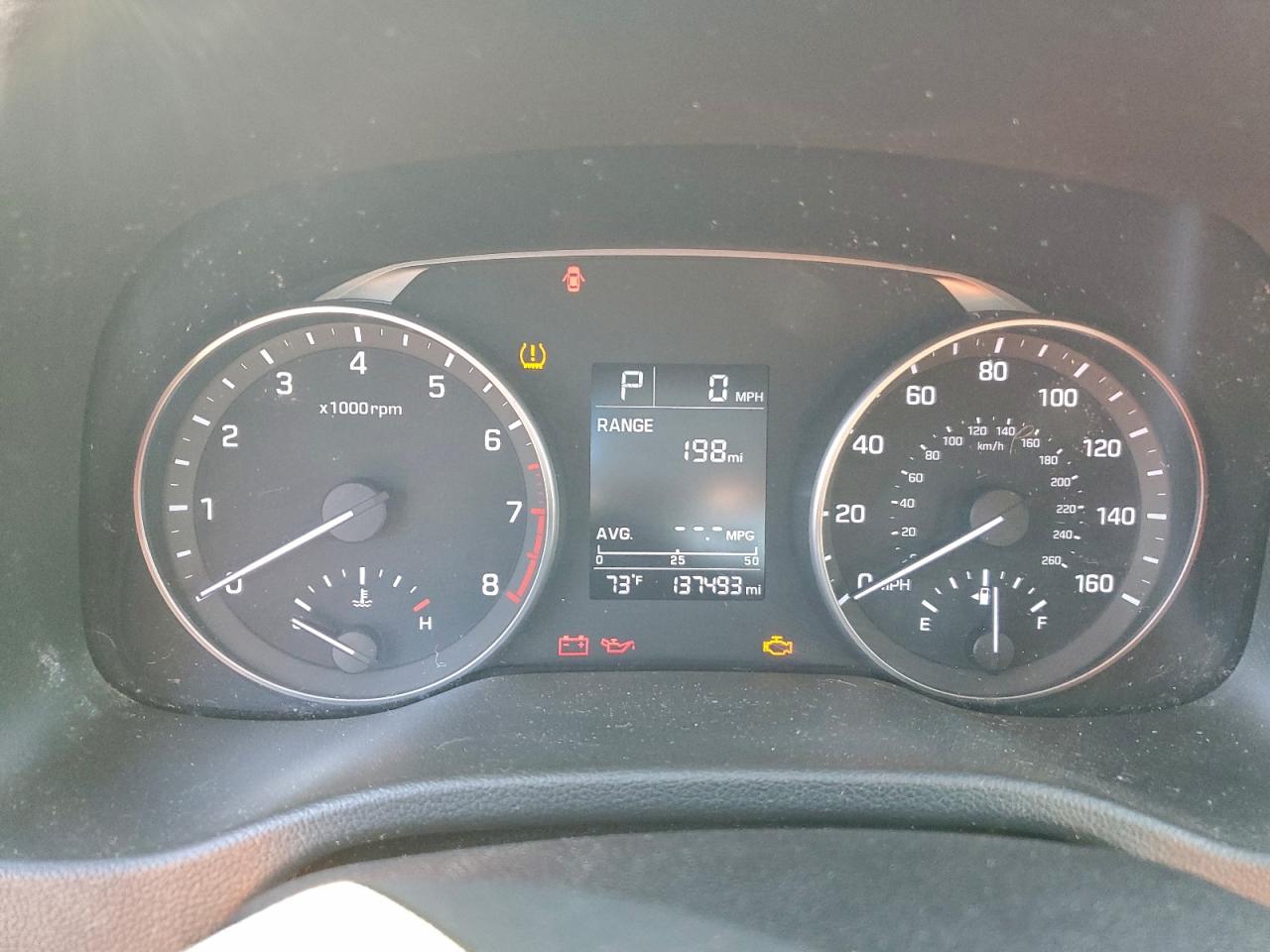 2017 HYUNDAI ELANTRA SE photo 9