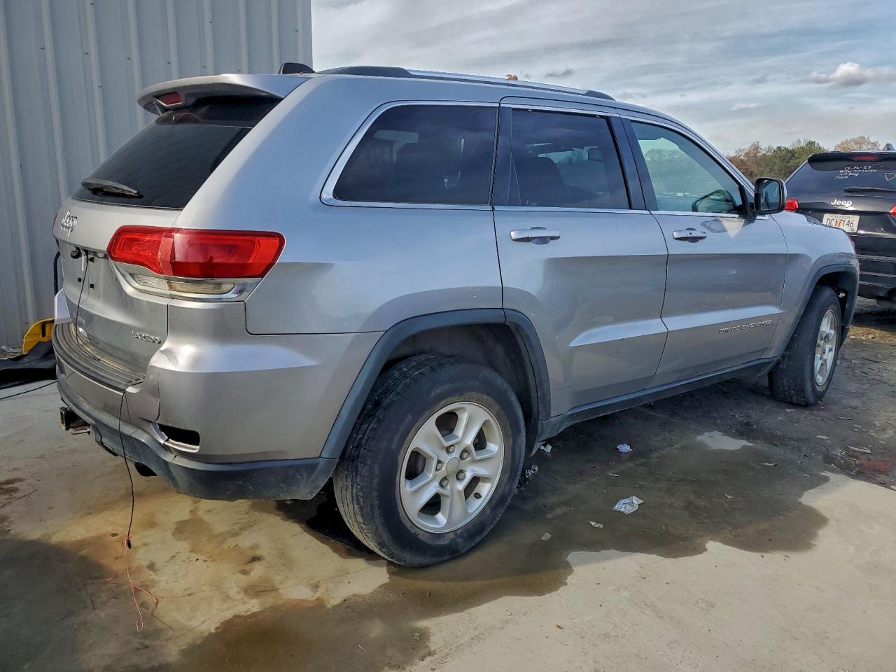 2014 JEEP GRAND CHEROKEE LAREDO photo 3